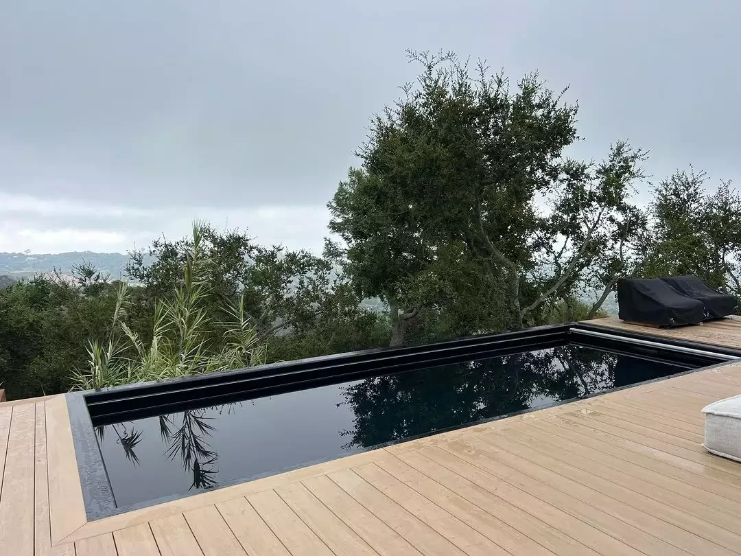 A Sleek, All-Black Pool Design