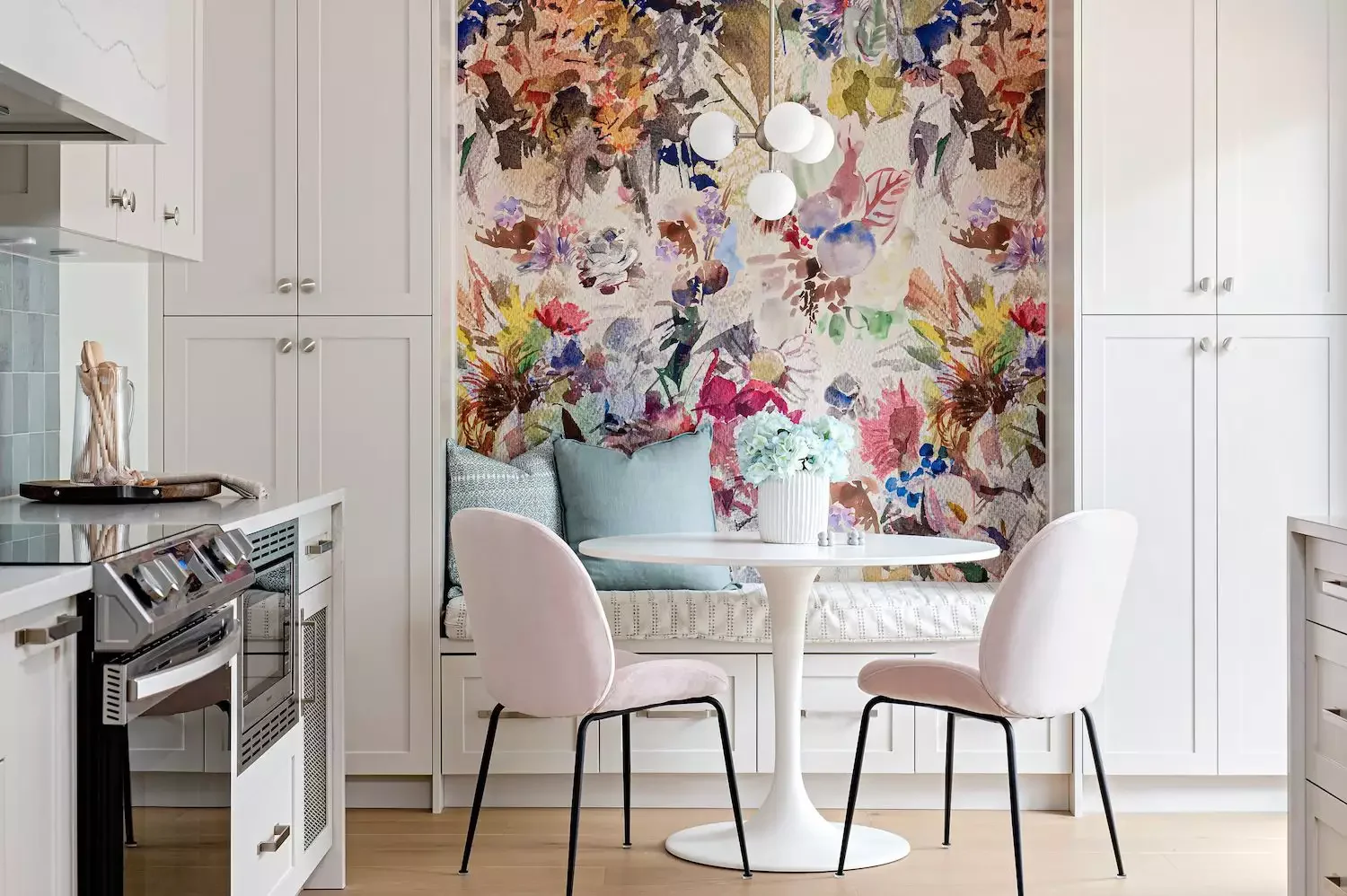 Accent With Wallpaper