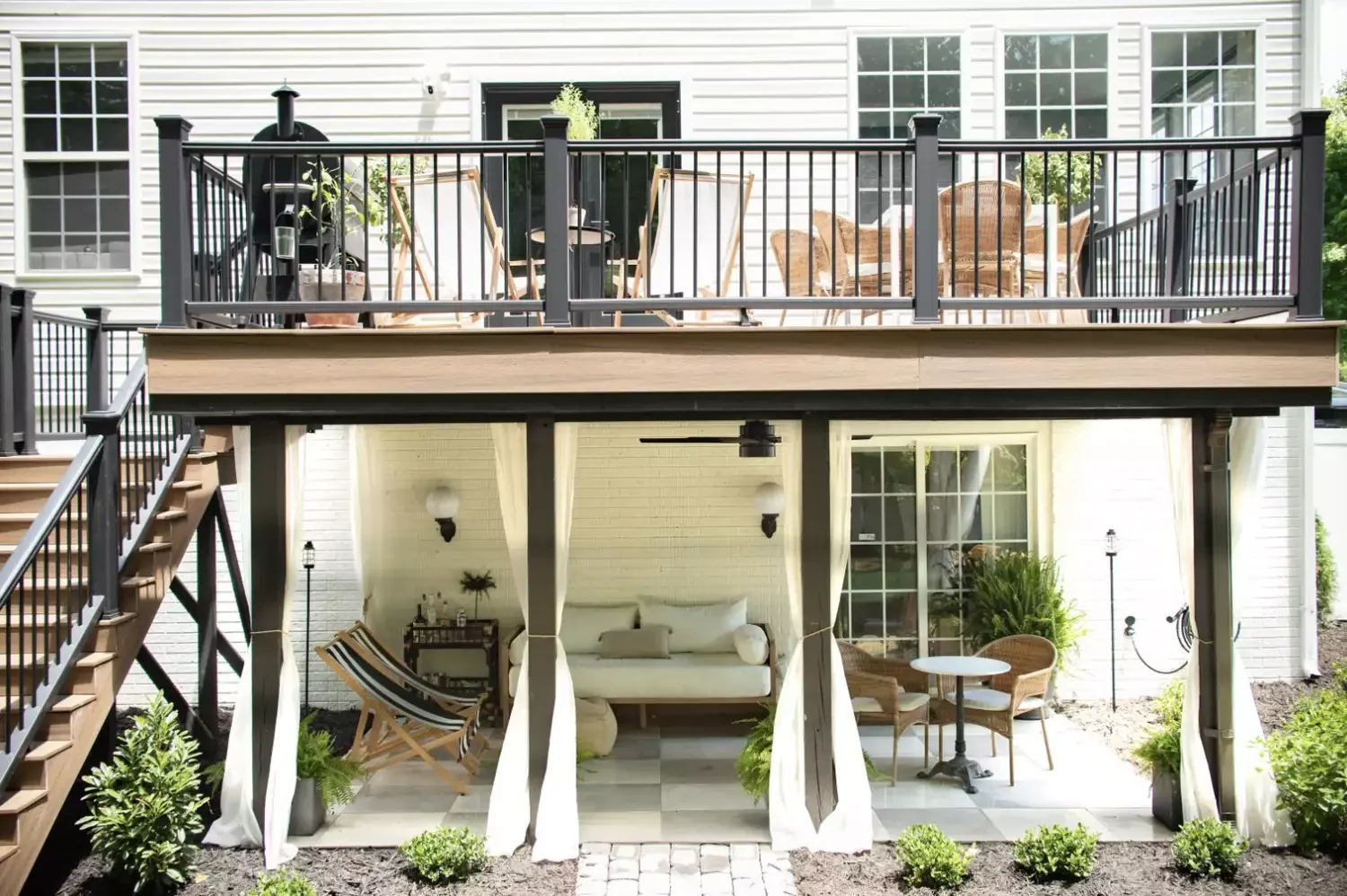 Add Sophistication With Sharp Black Paint