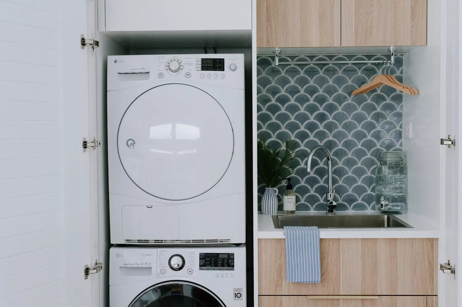 Add a Laundry Closet Backsplash