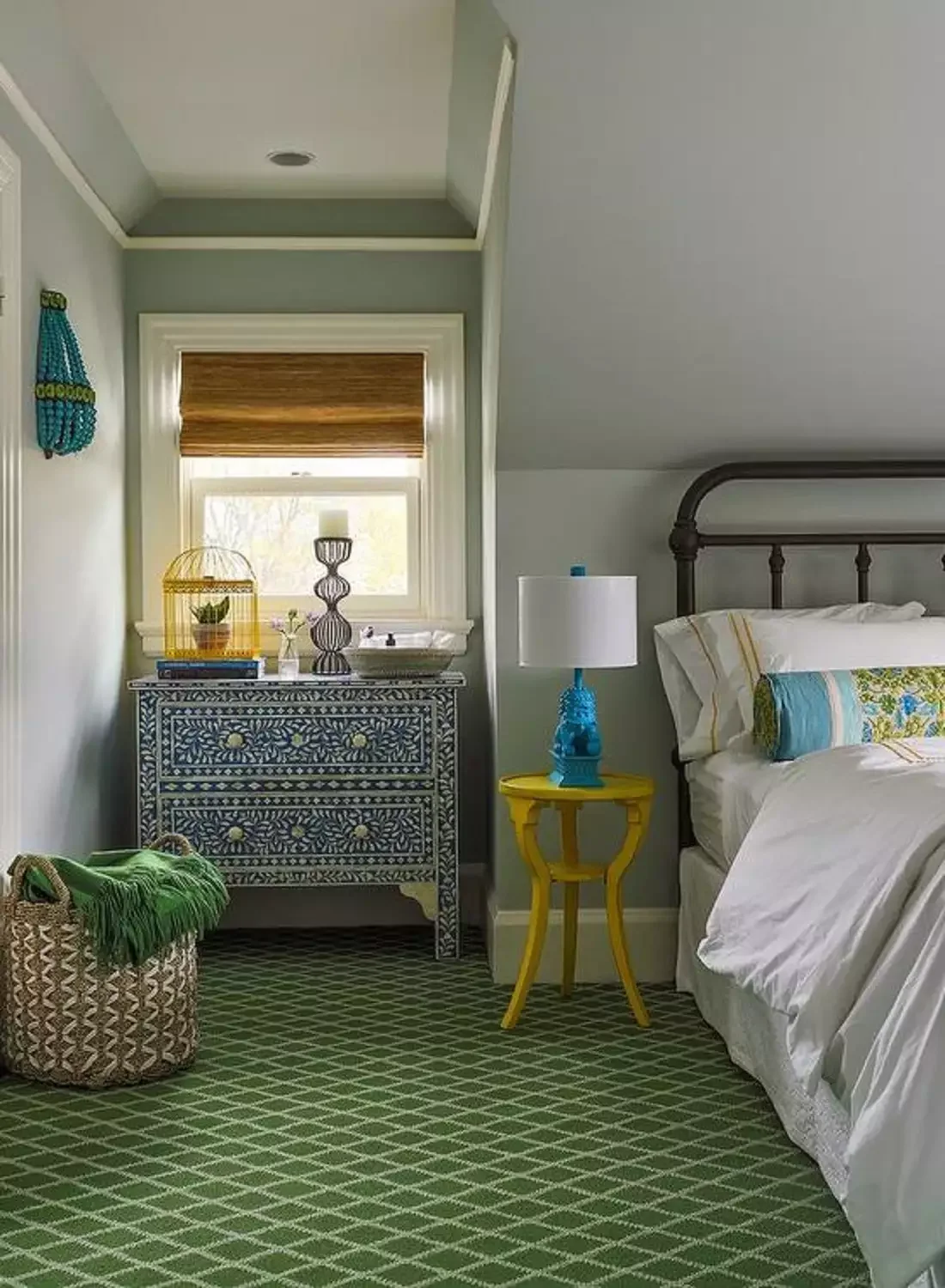 Bedside Lamps as Accent Pieces