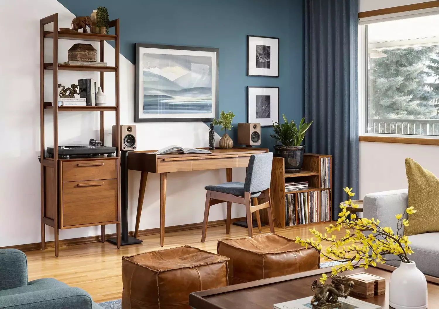 Blue Wall Accent