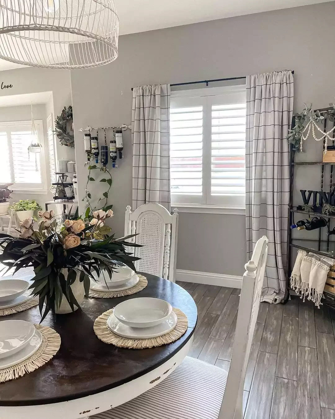 Bring in a Windowpane Design