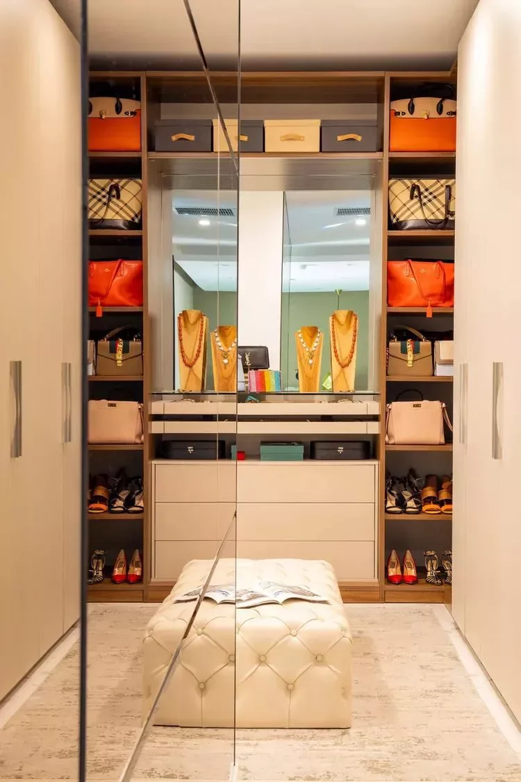 Build an Accessories Closet