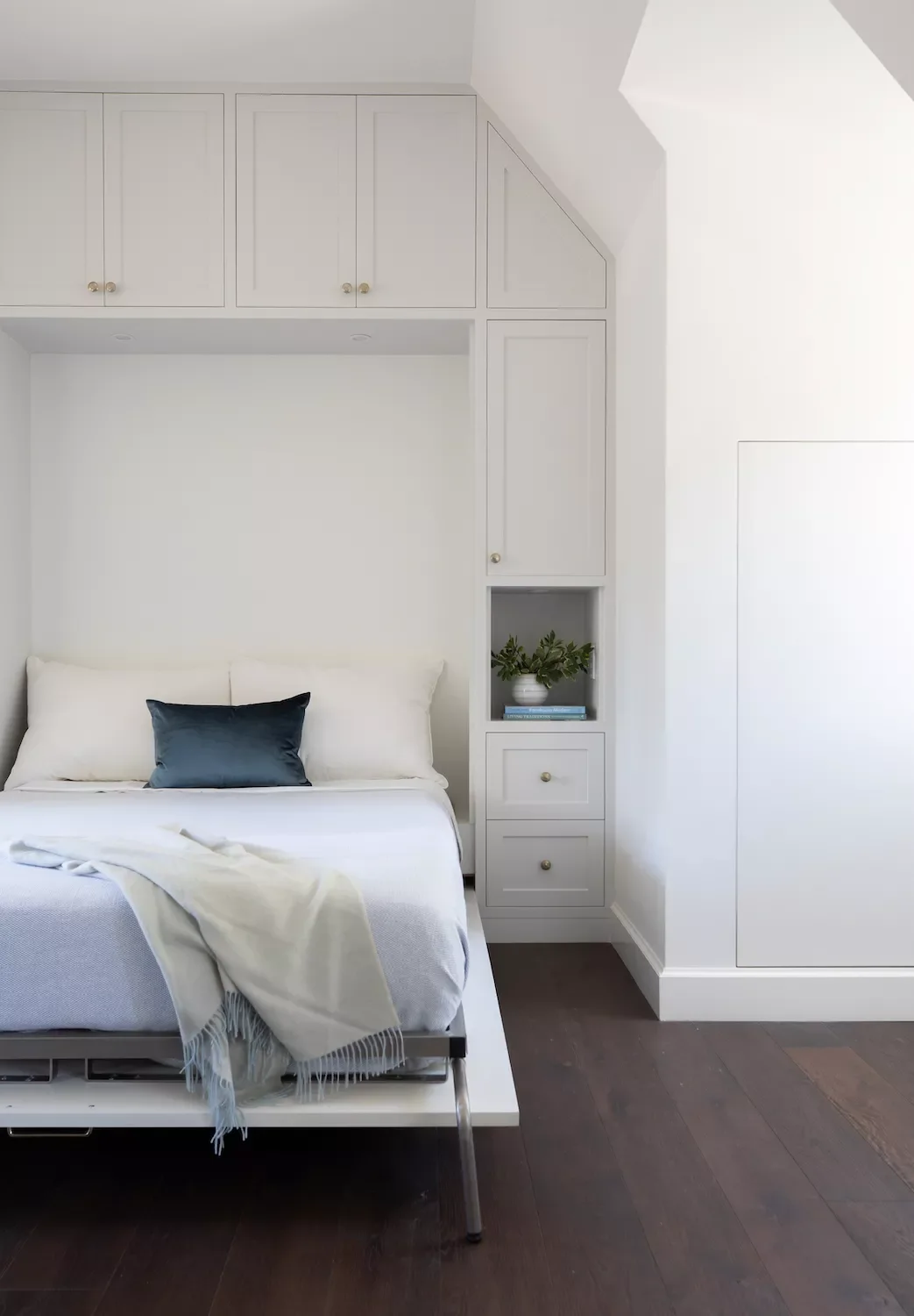 Built-In Murphy Bed