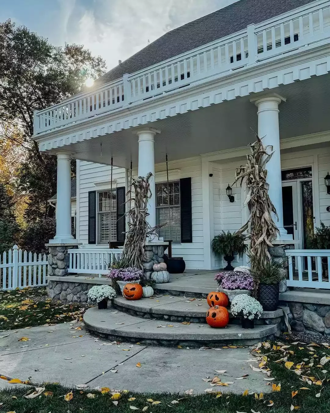 Carve Some Jack-O-Lanterns