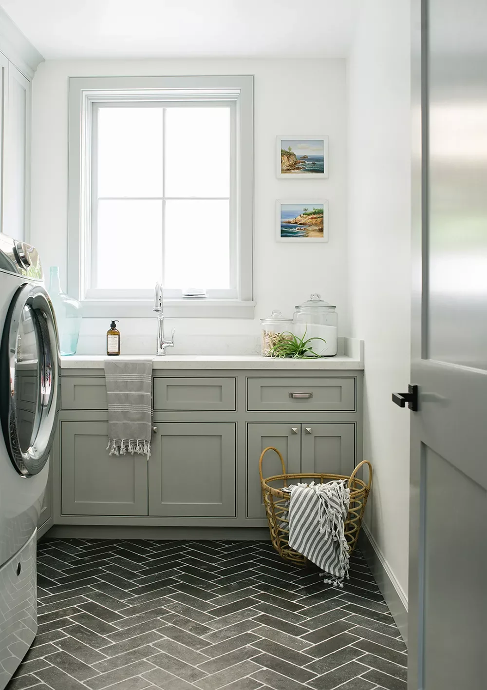 Choose Herringbone Floor Tiles