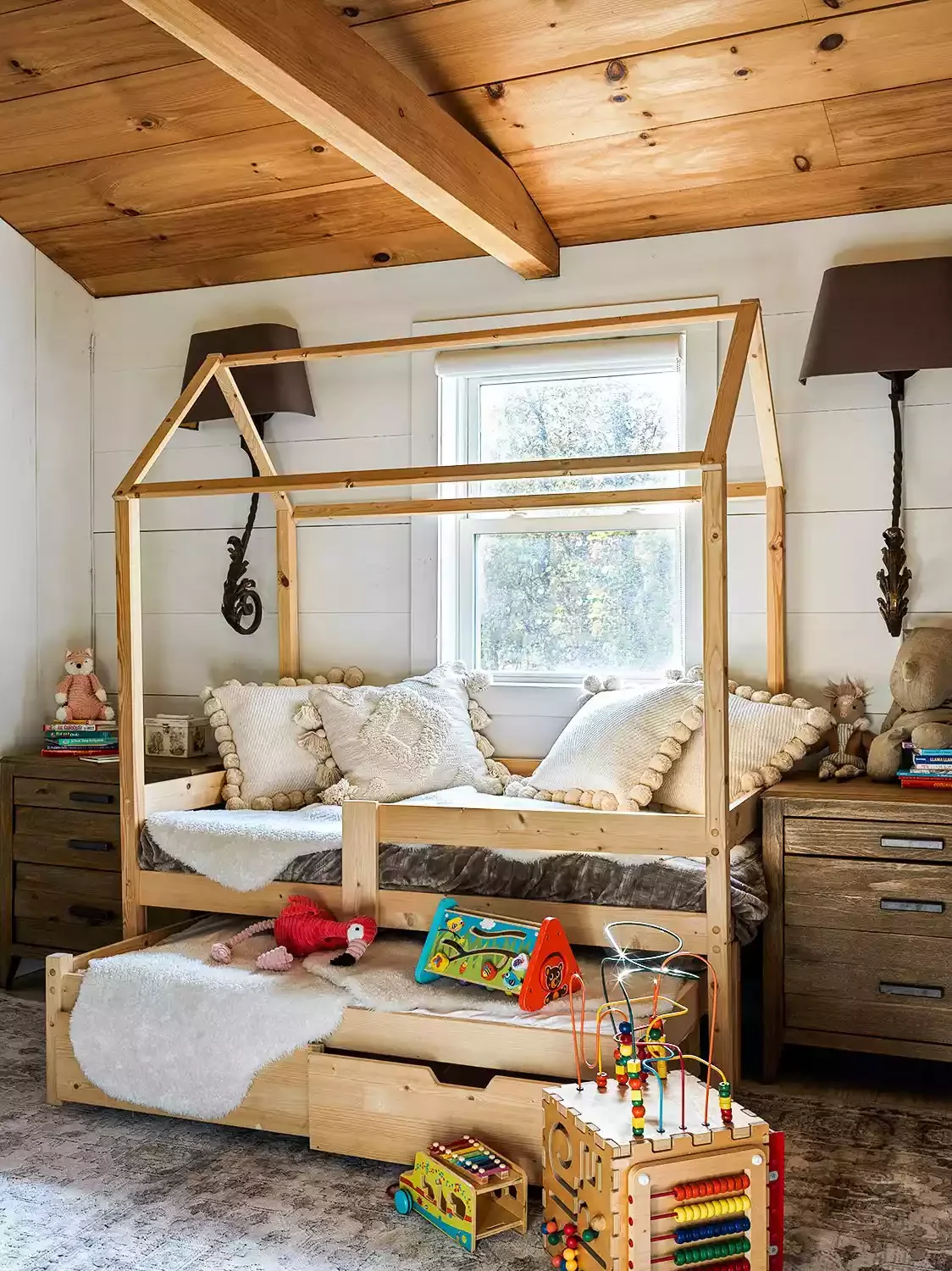 Choose a Trundle Bed