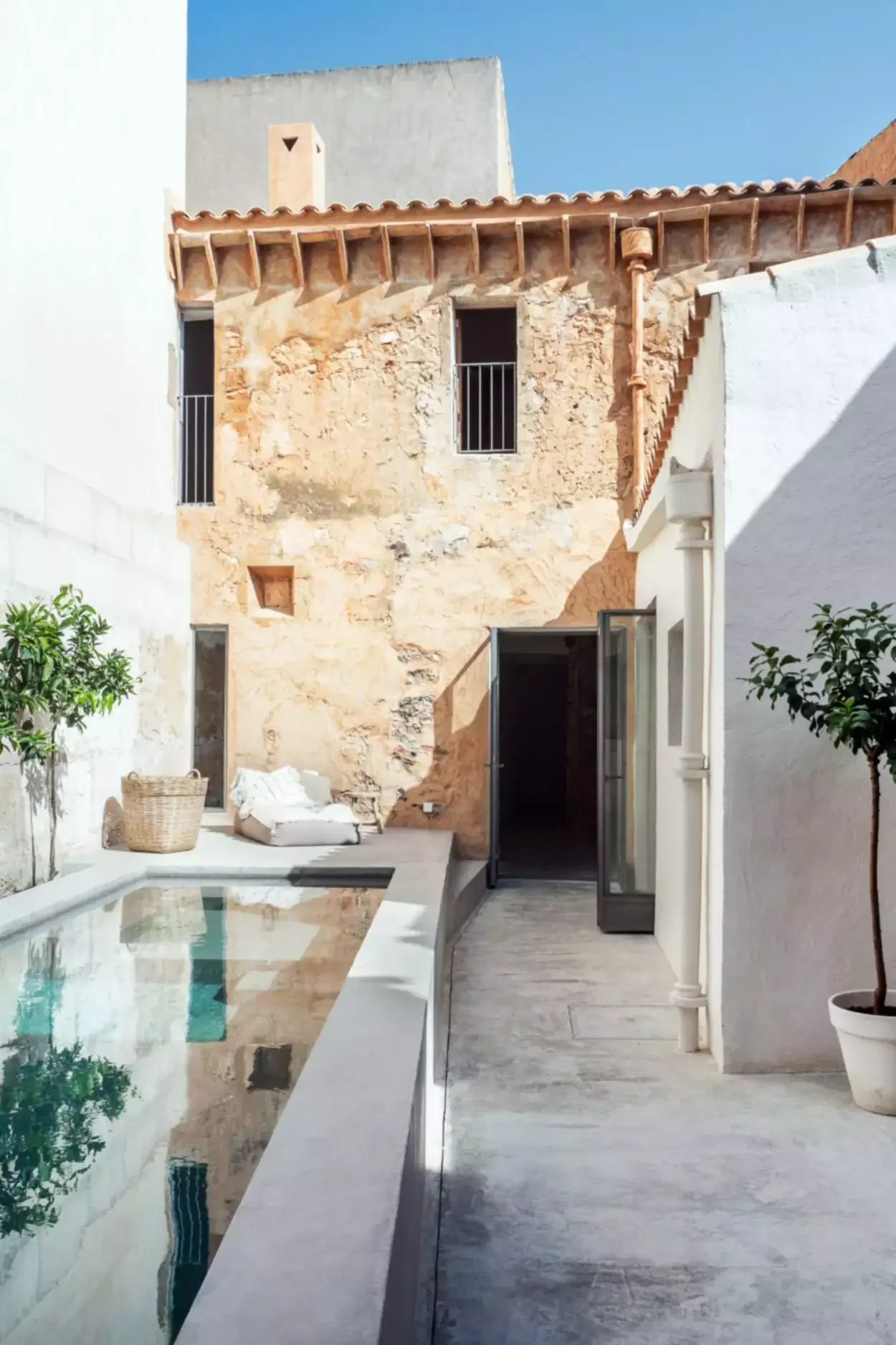 Concrete Above-Ground Pool