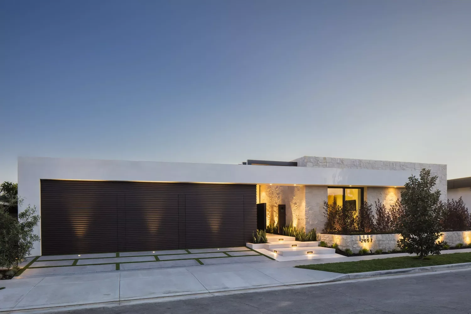Contemporary Stepped Walkway