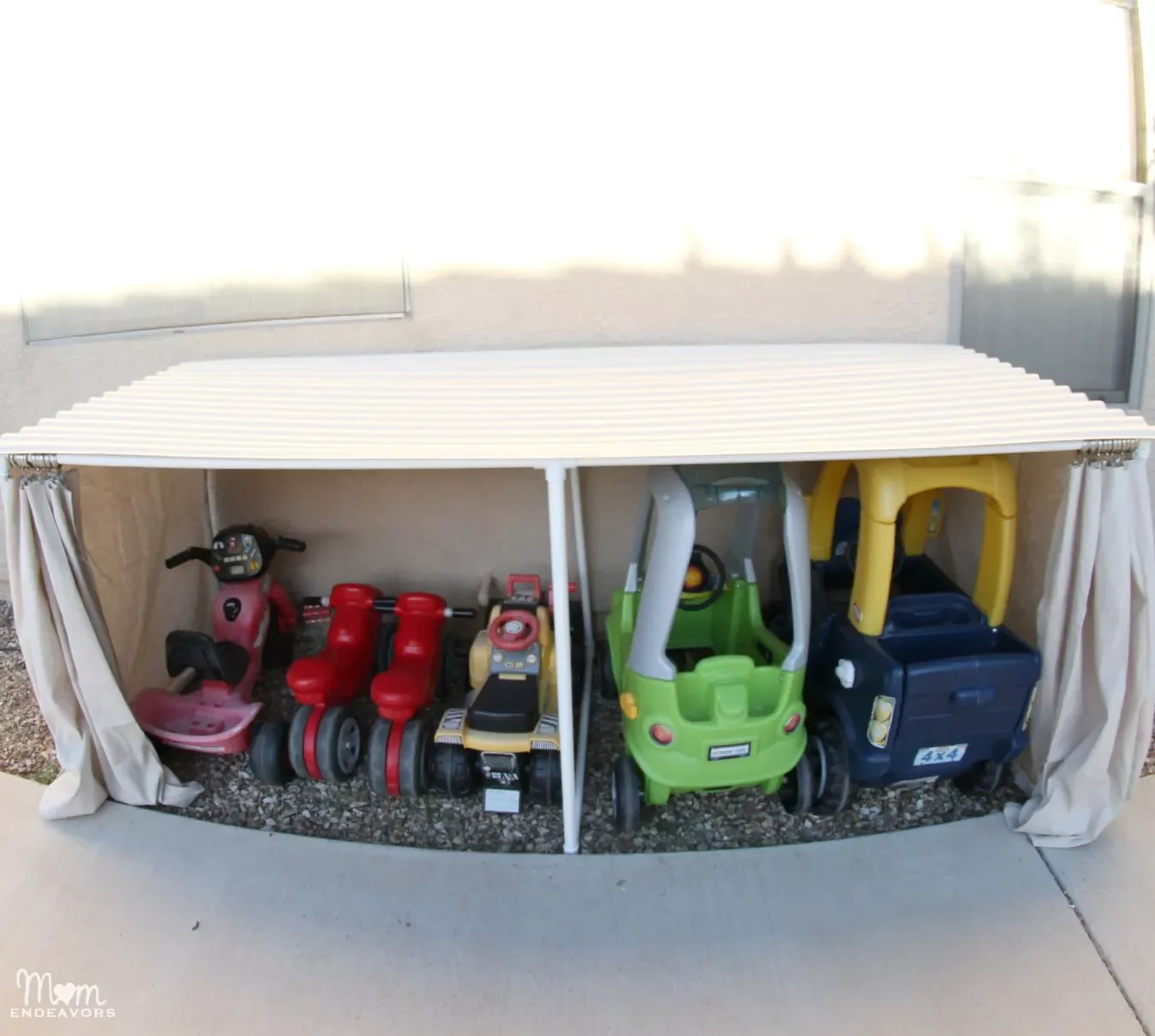 Covered Kiddie Parking Garage