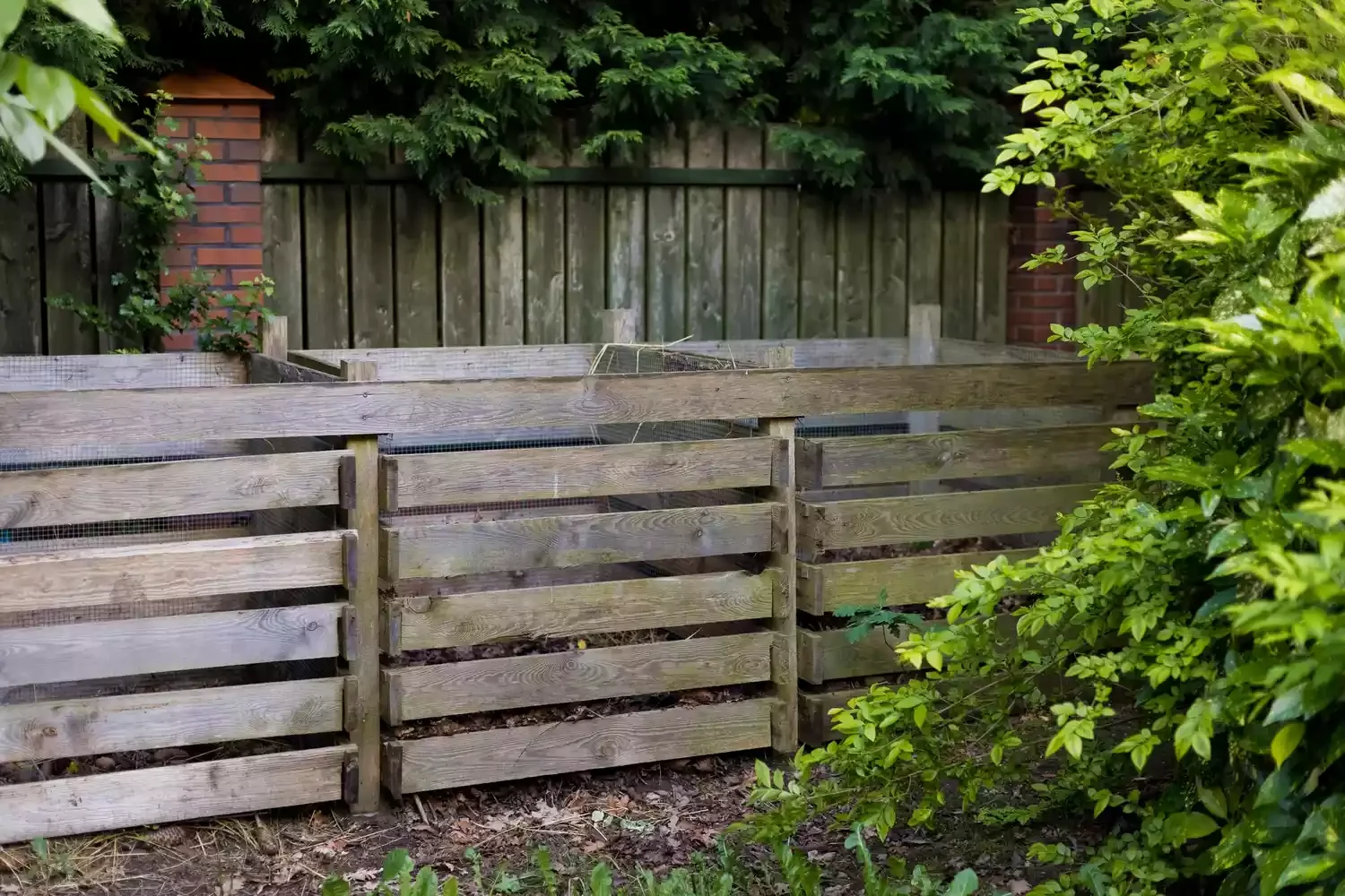 Create a Recycled Wooden Fence