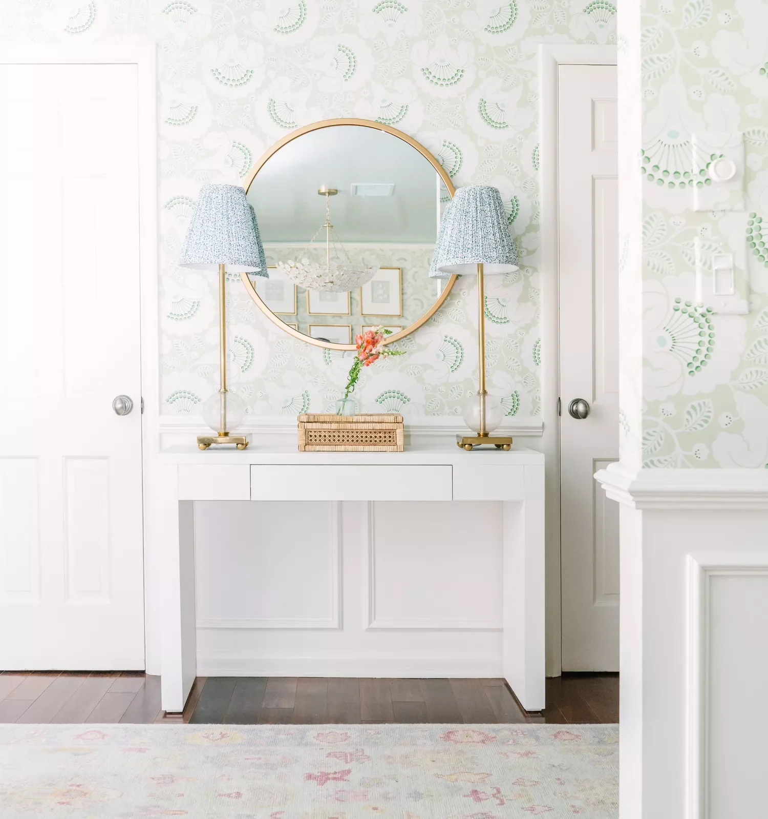 Create a Symmetrical Look