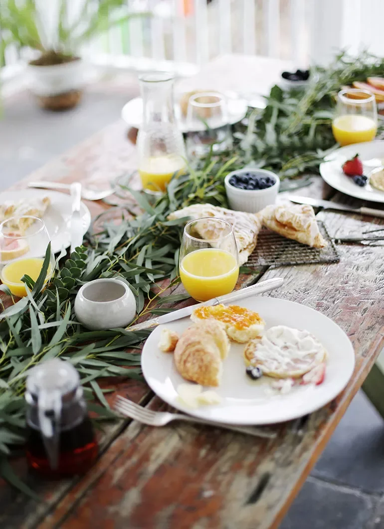 DIY Breakfast Tablescape