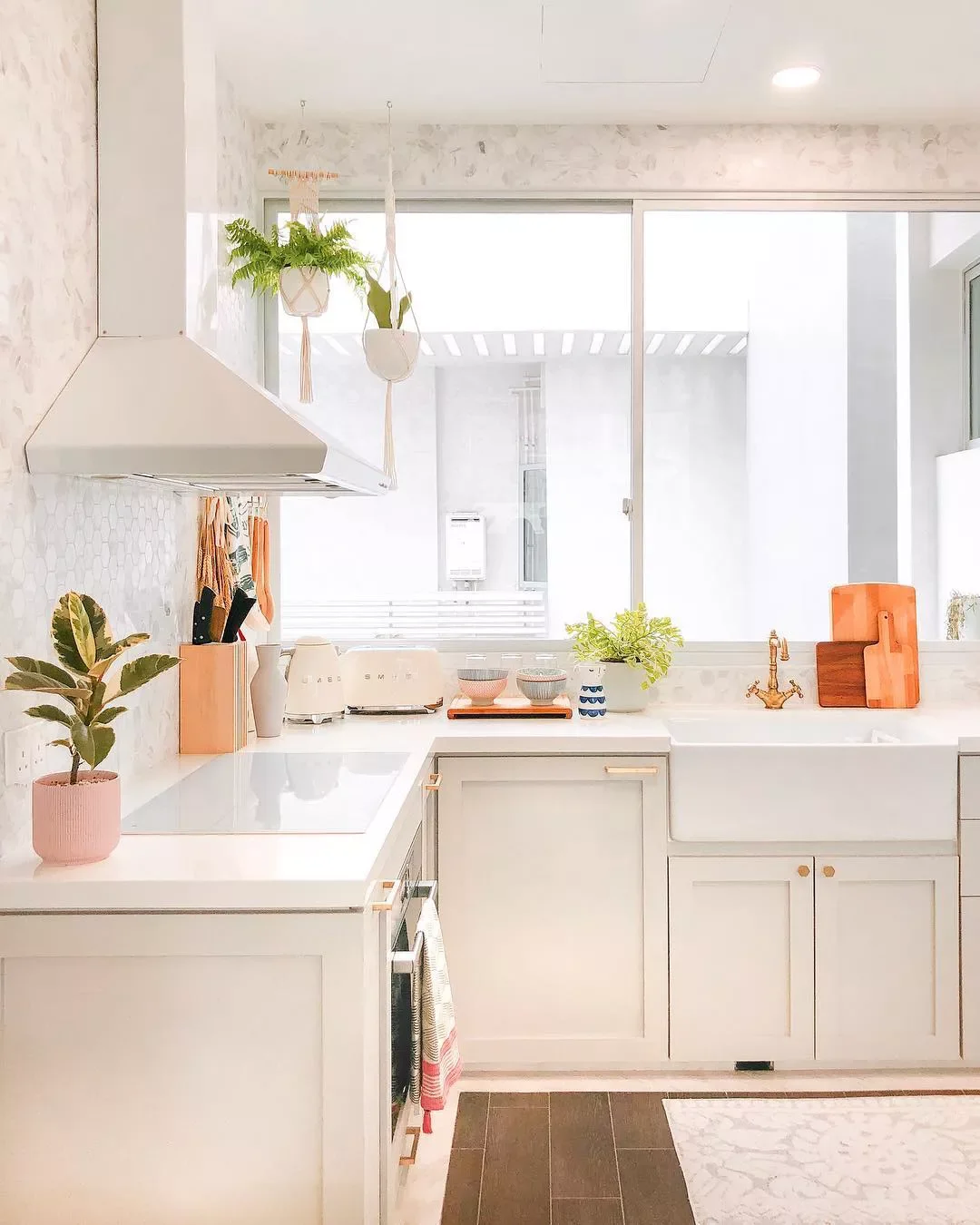 DIY Hex Tile Backsplash
