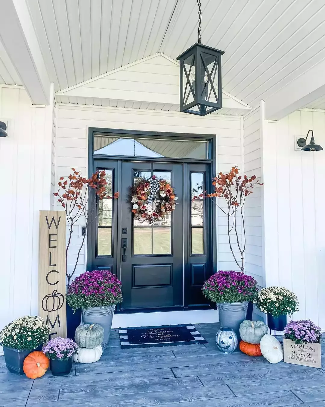 DIY a Vertical Welcome Sign