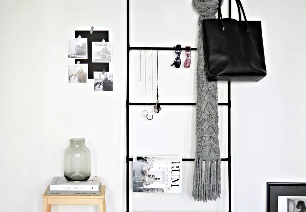 DIY an Accessories Ladder