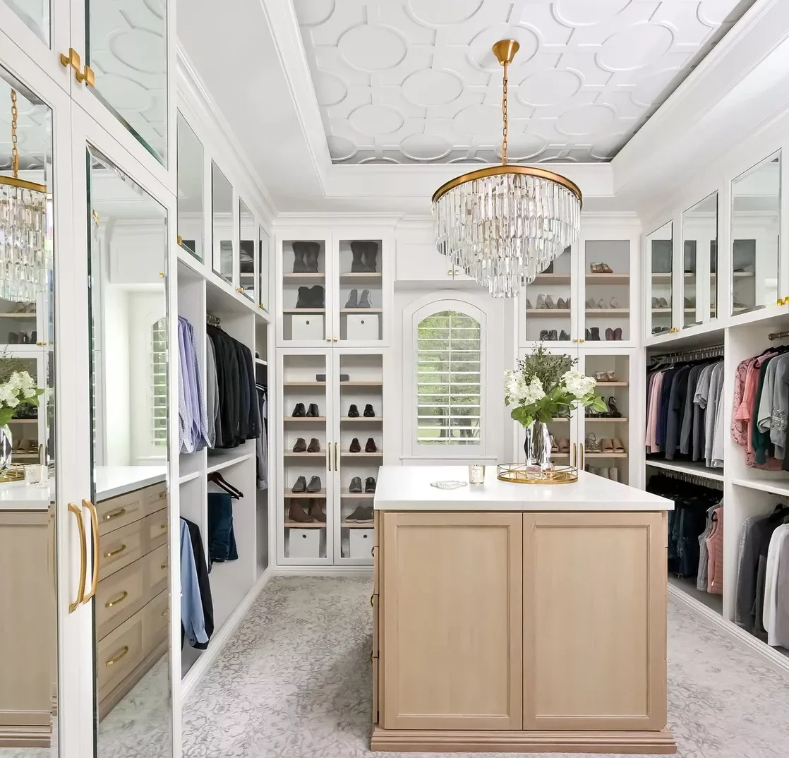 Decorate With Molding