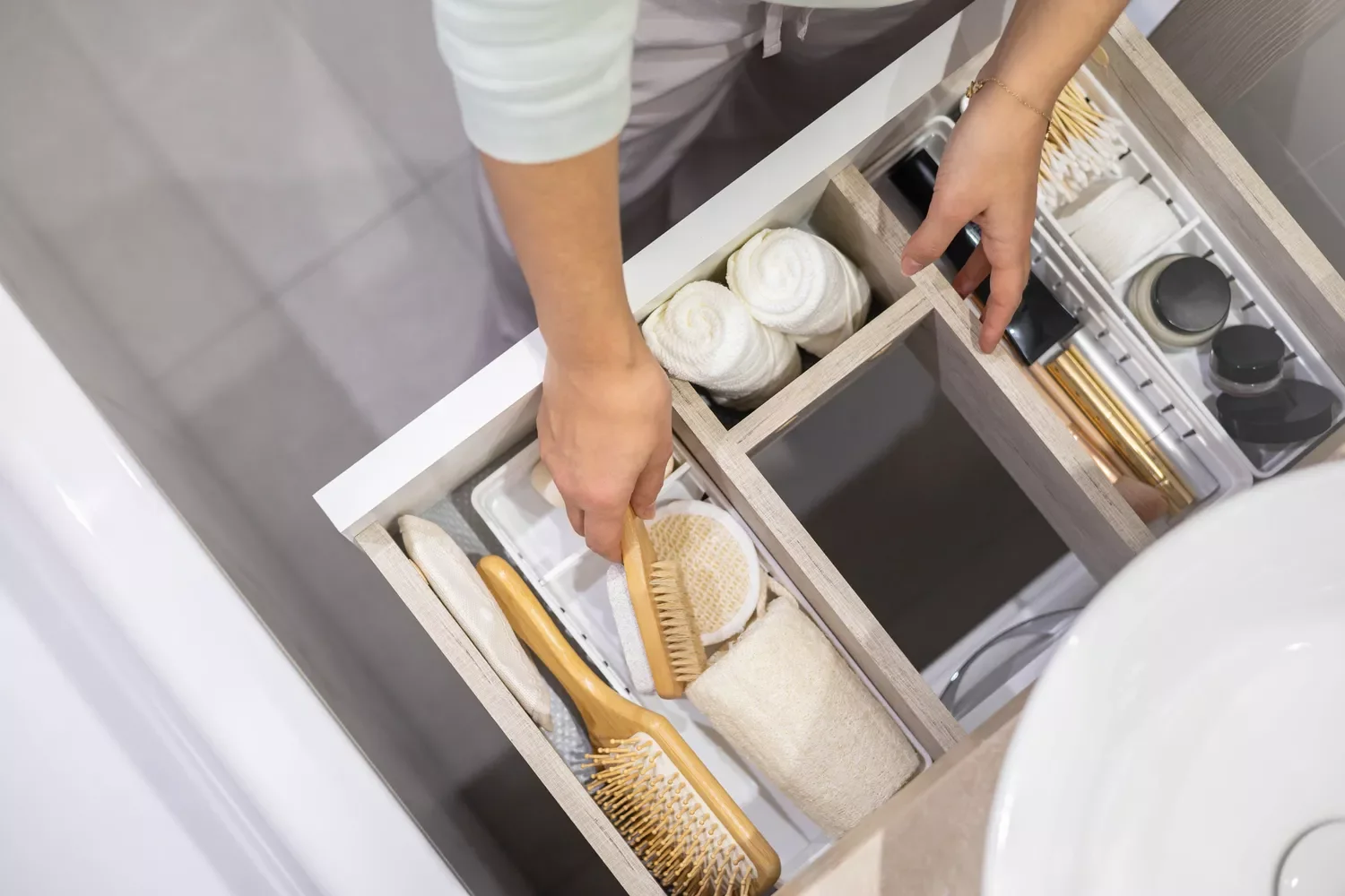 Divide Drawers
