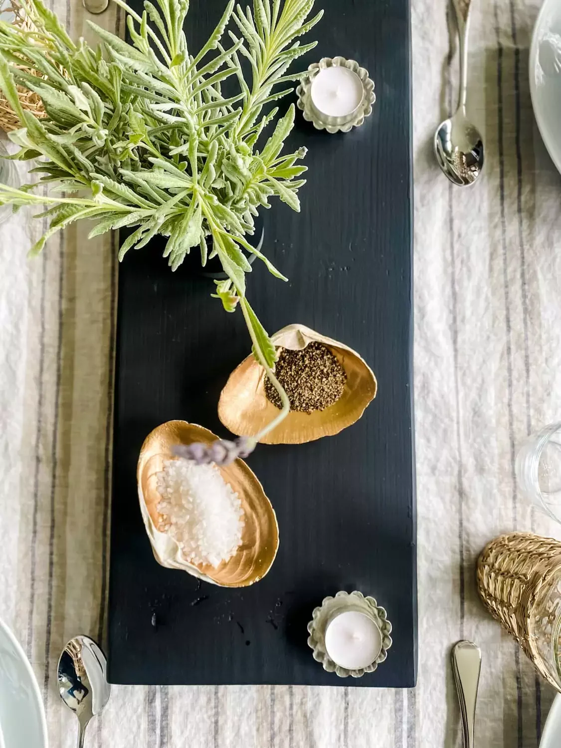 Elegant Coastal Tablescape