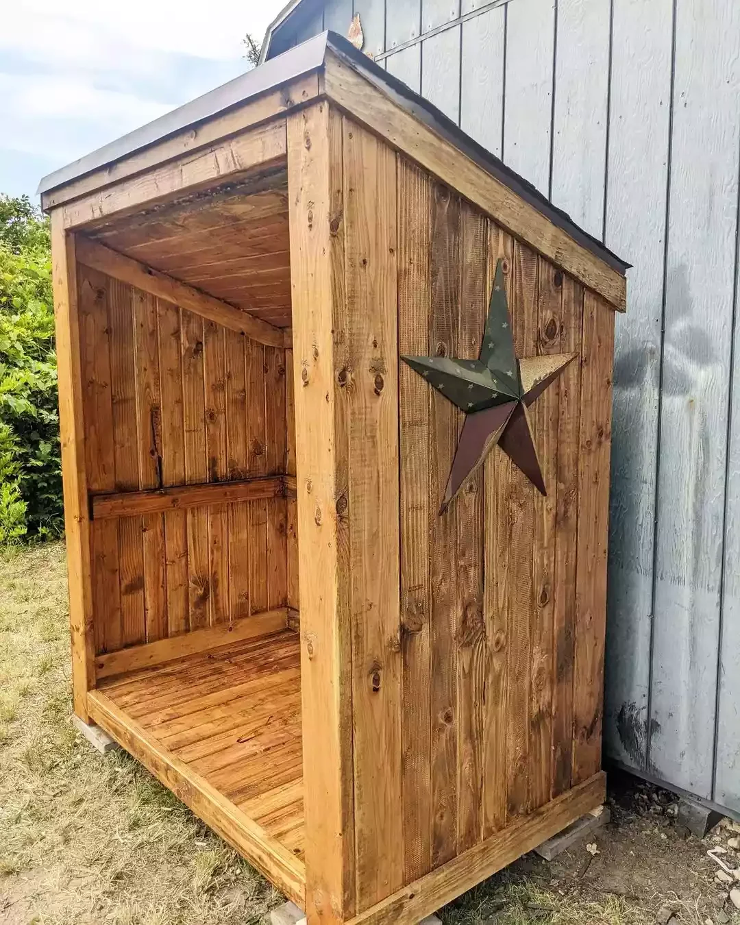 Embossed Shed