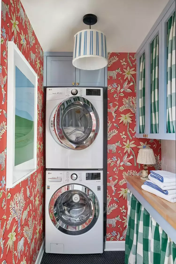 Employ Color and Pattern