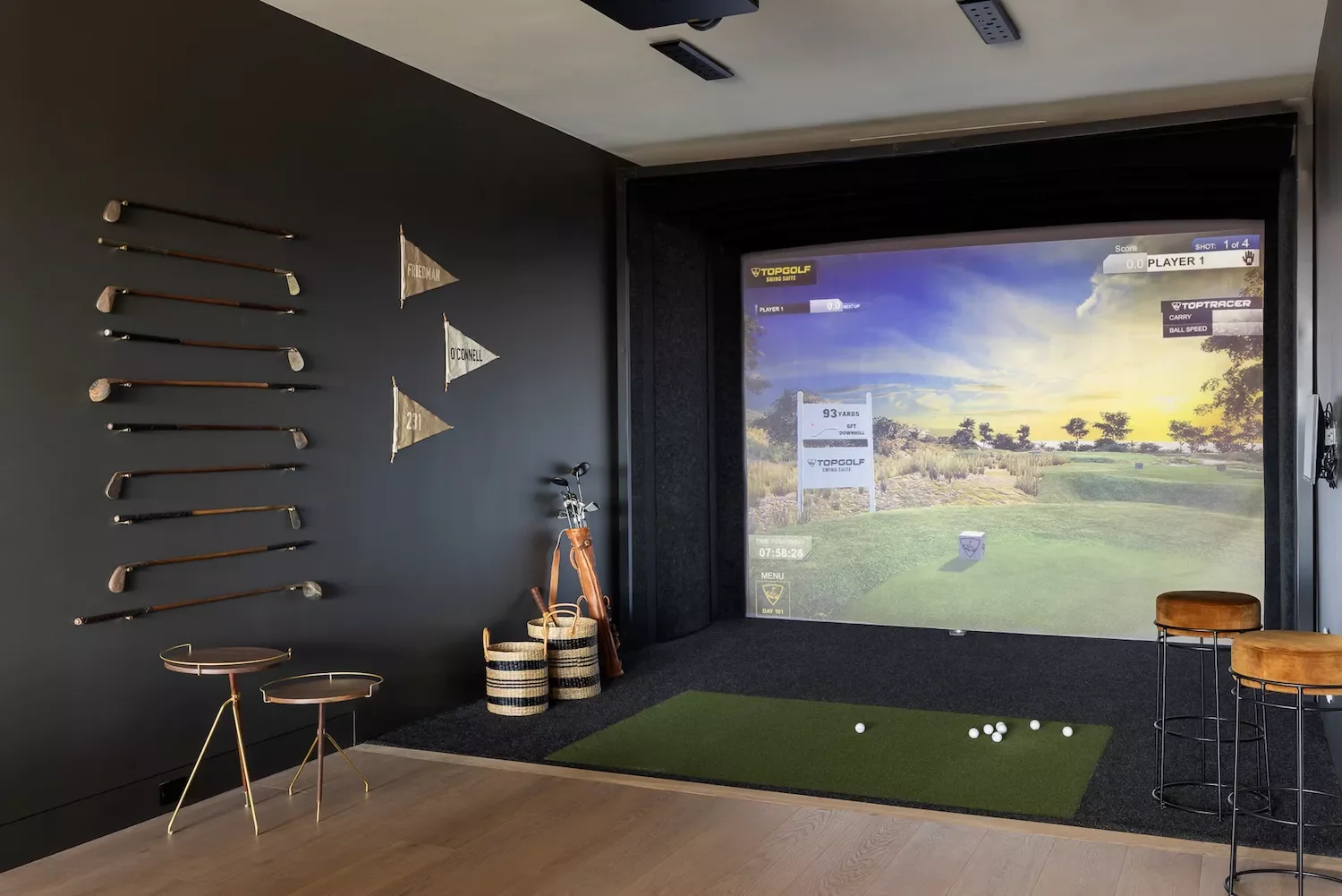 Golf Room