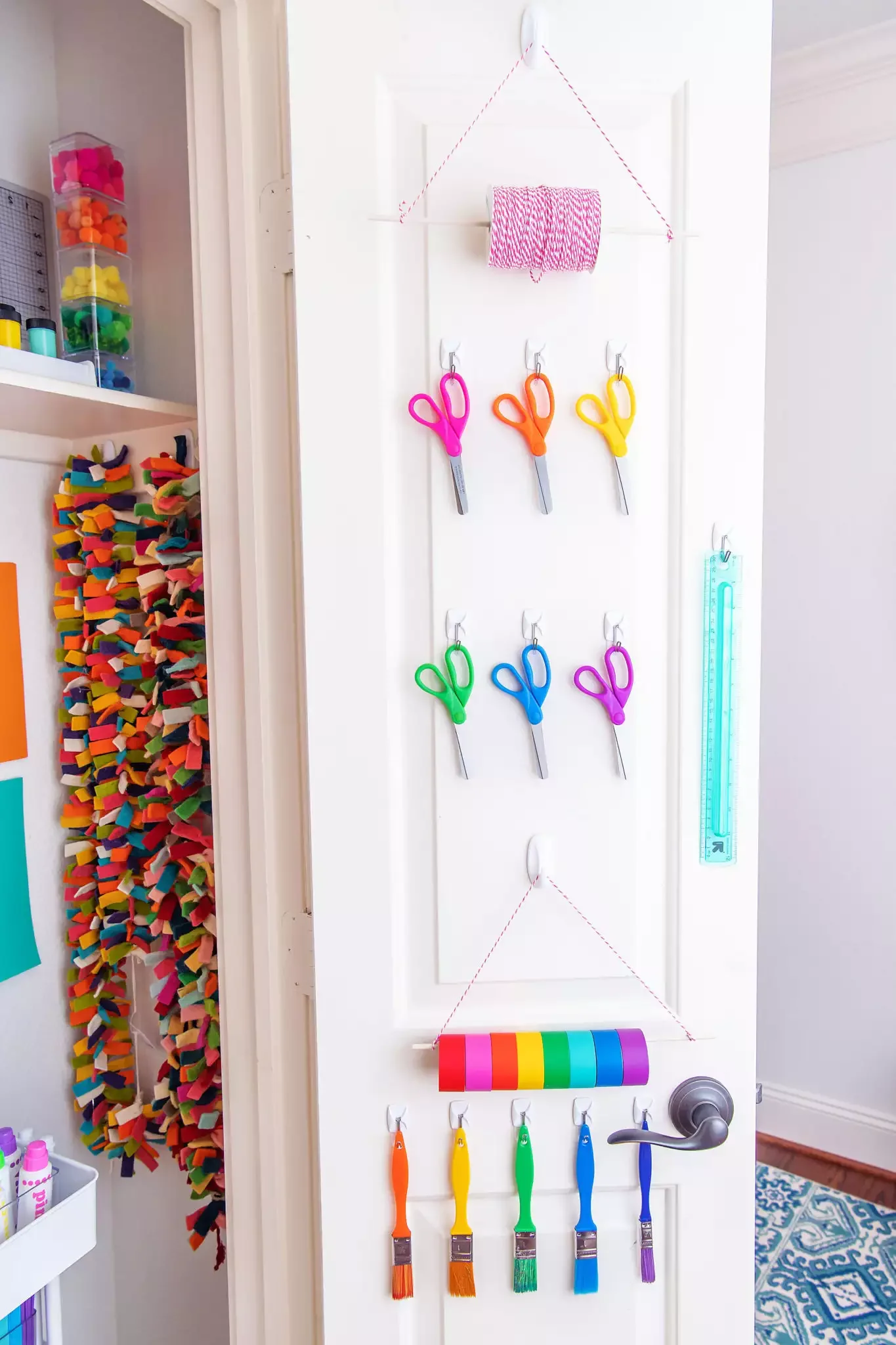 Hang Self-Adhesive Hooks