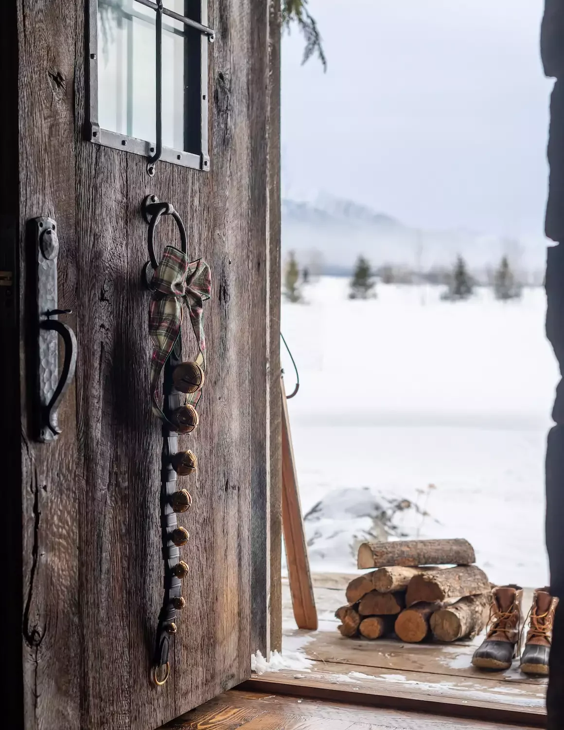 Hang a Sleigh Bell Belt