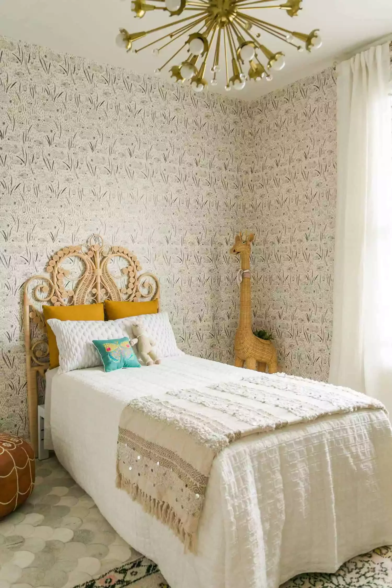 Highlight Whimsical Wallpaper
