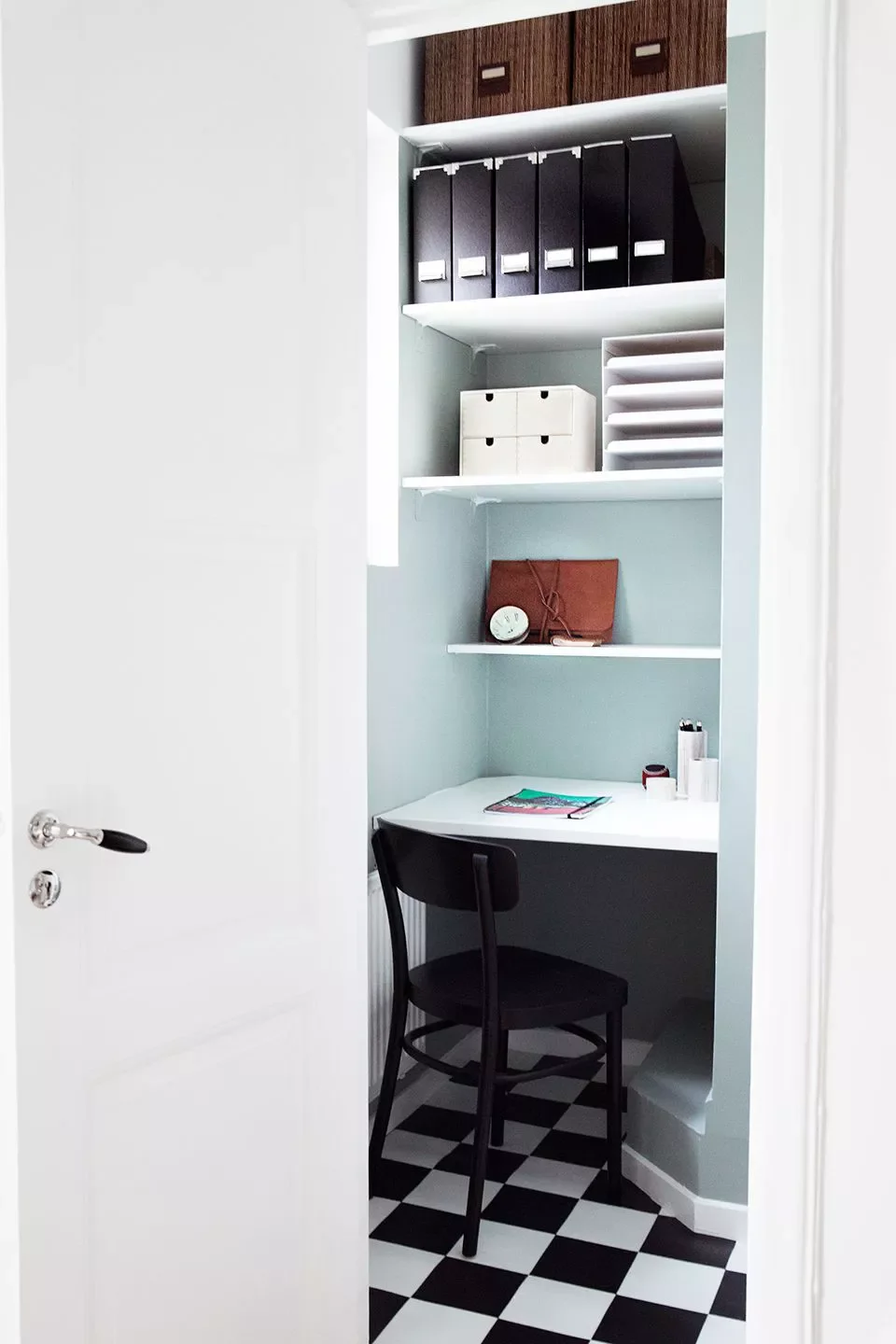 Home Office Mail Organizer
