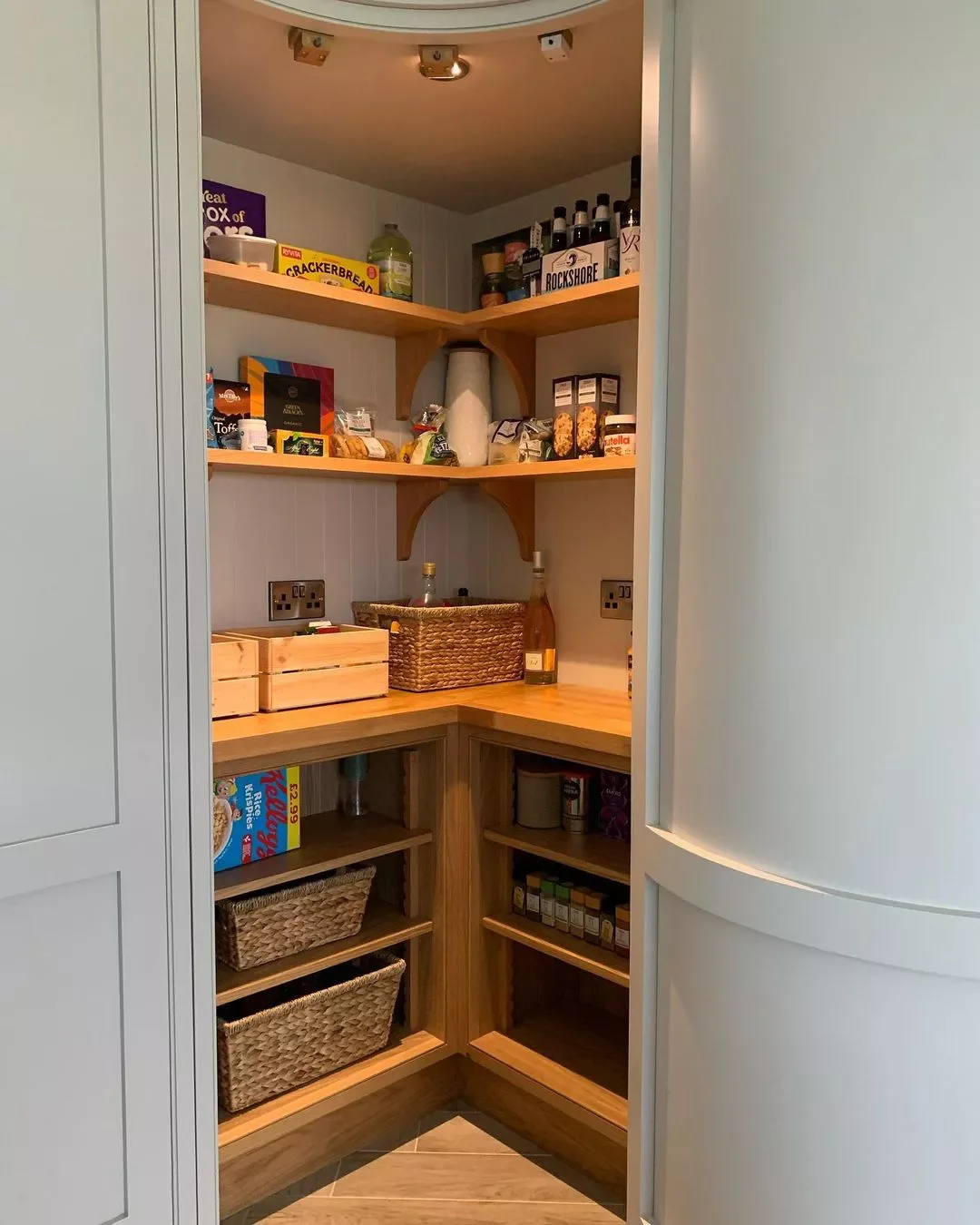 Illuminate the Space With Pantry Lights