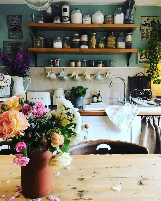 Keep Mugs Nearby