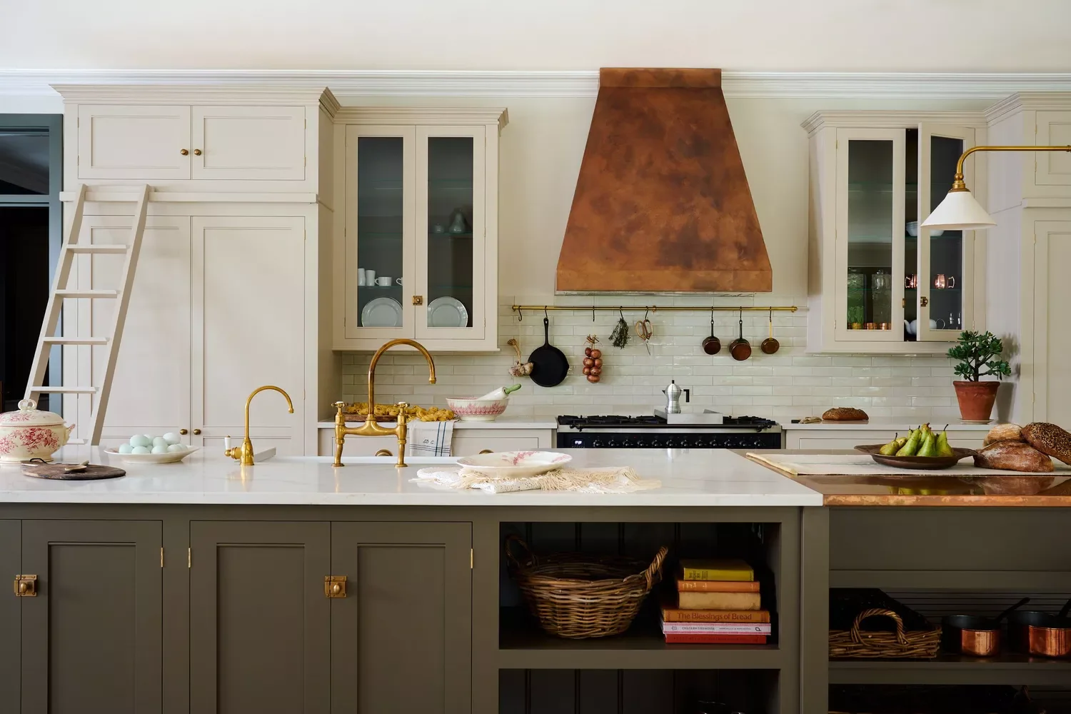 Khaki + Copper + Cream