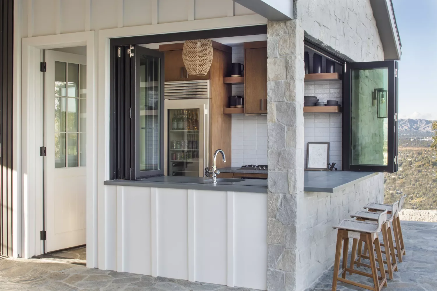 Light and Airy Outdoor Kitchen