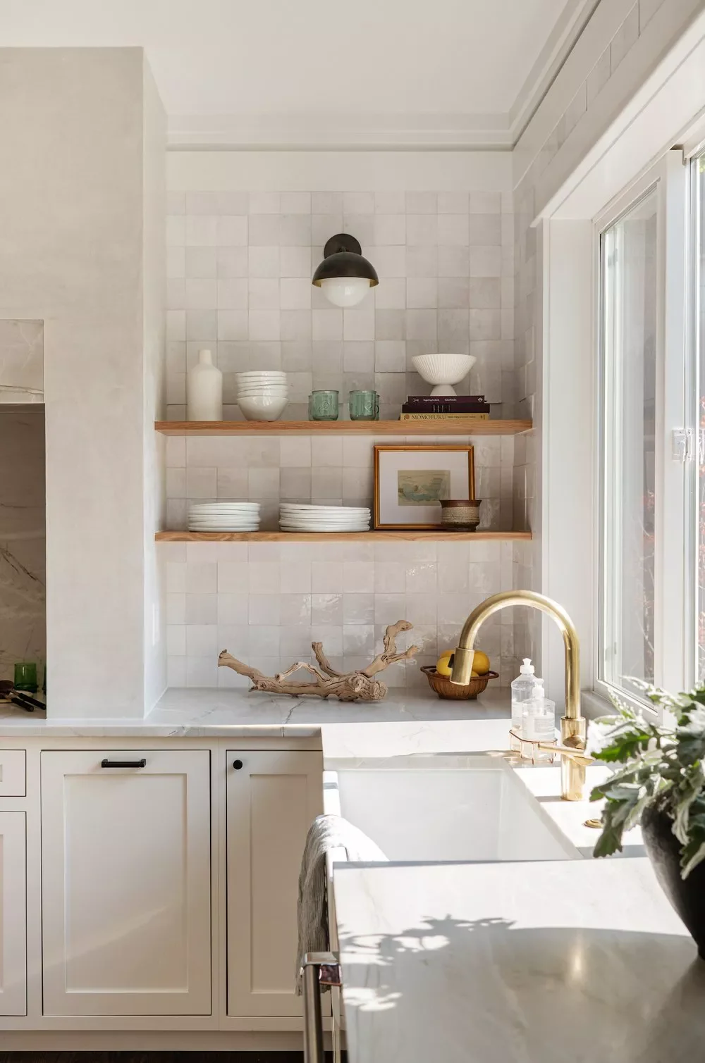 Light the Corner Shelves