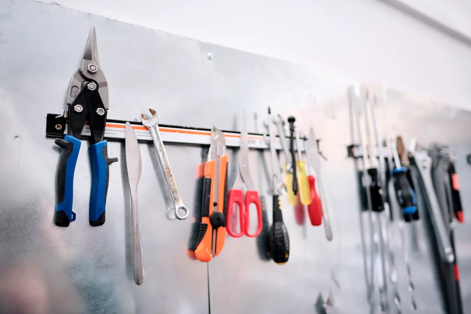 Magnetic Tool Strip