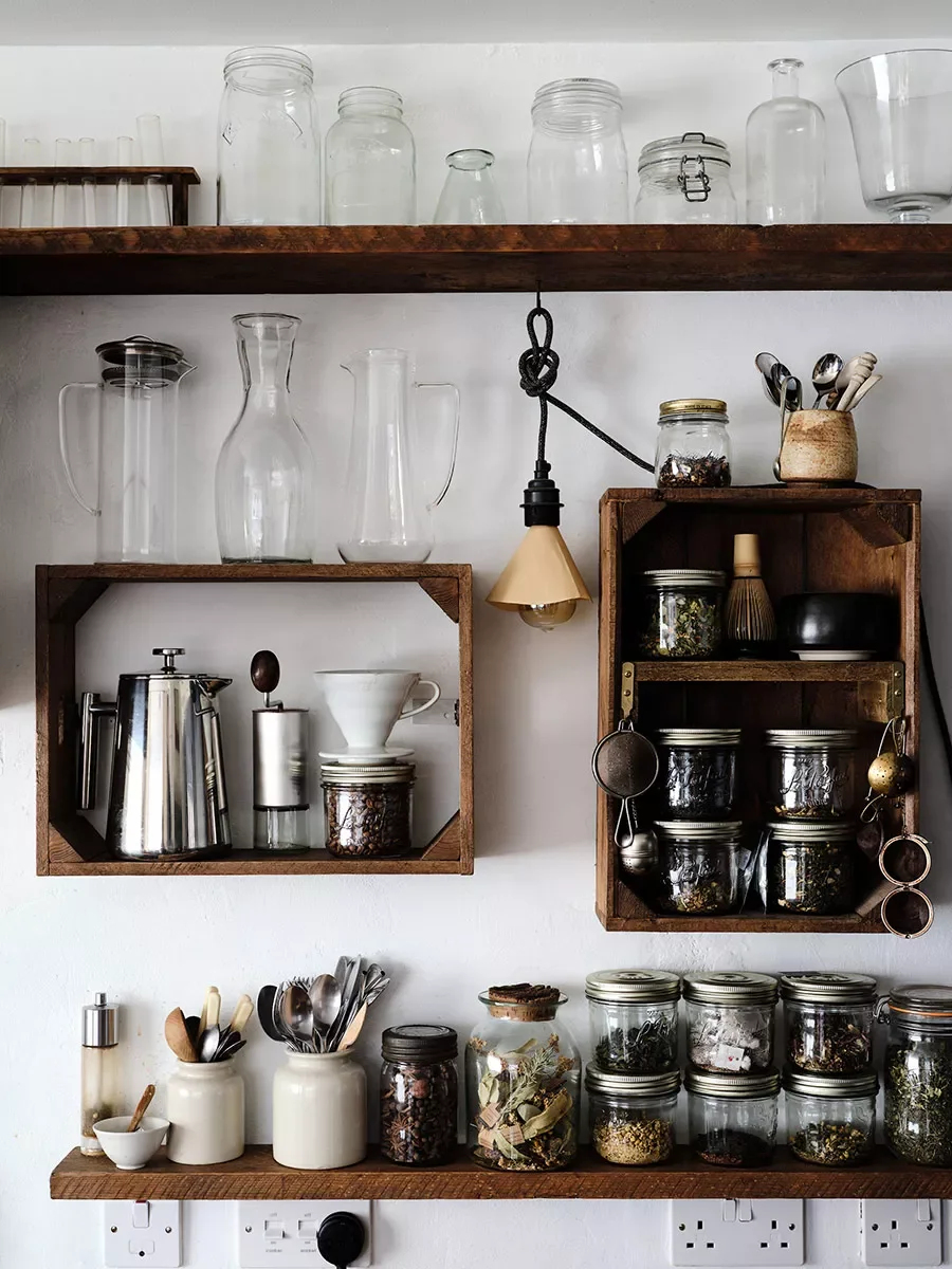 Make Reclaimed Shelving