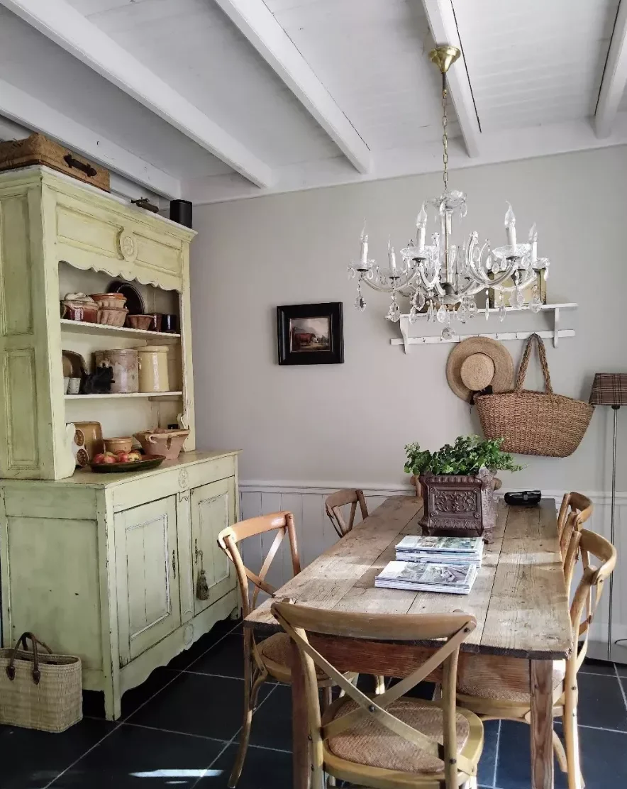 Make Room for a Hutch