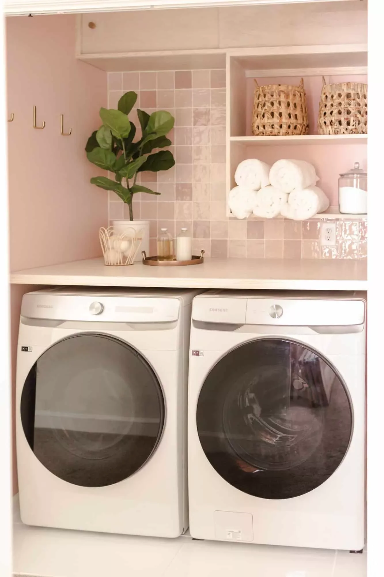 Make a DIY Laundry Closet Folding Table