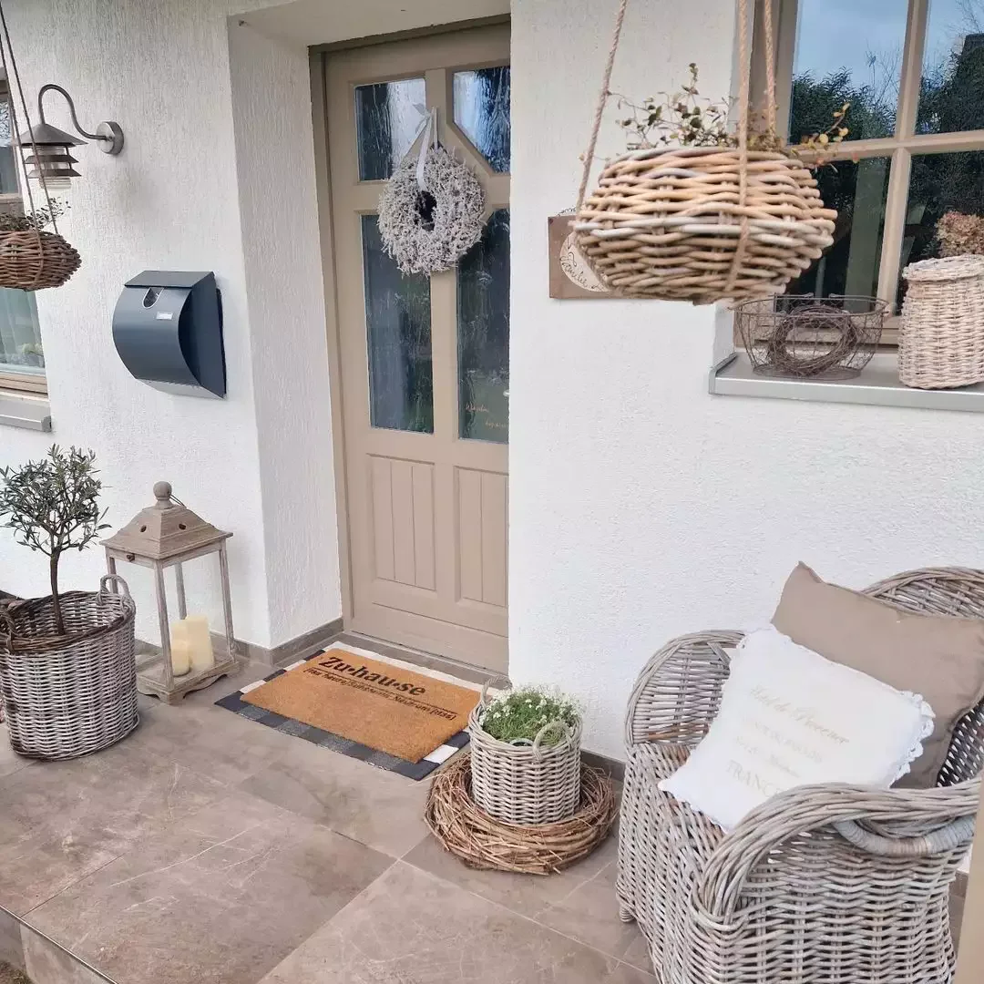 Make a Statement on the Front Porch