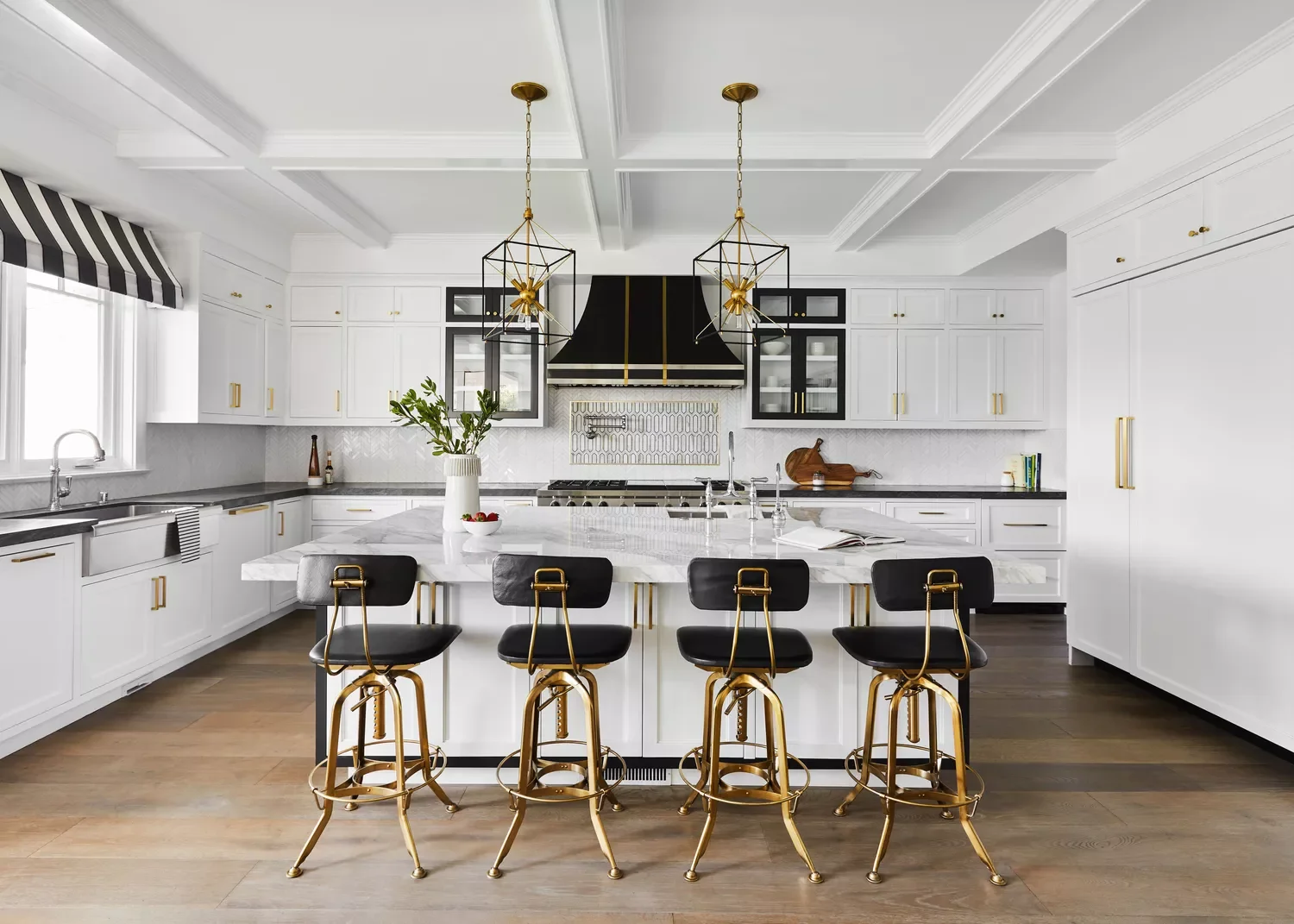 Mix Black and Gold