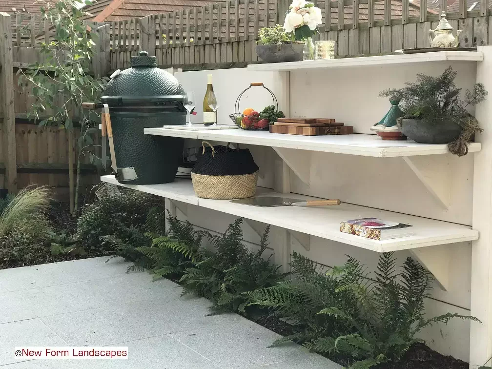 Modular and Streamlined Outdoor Kitchen