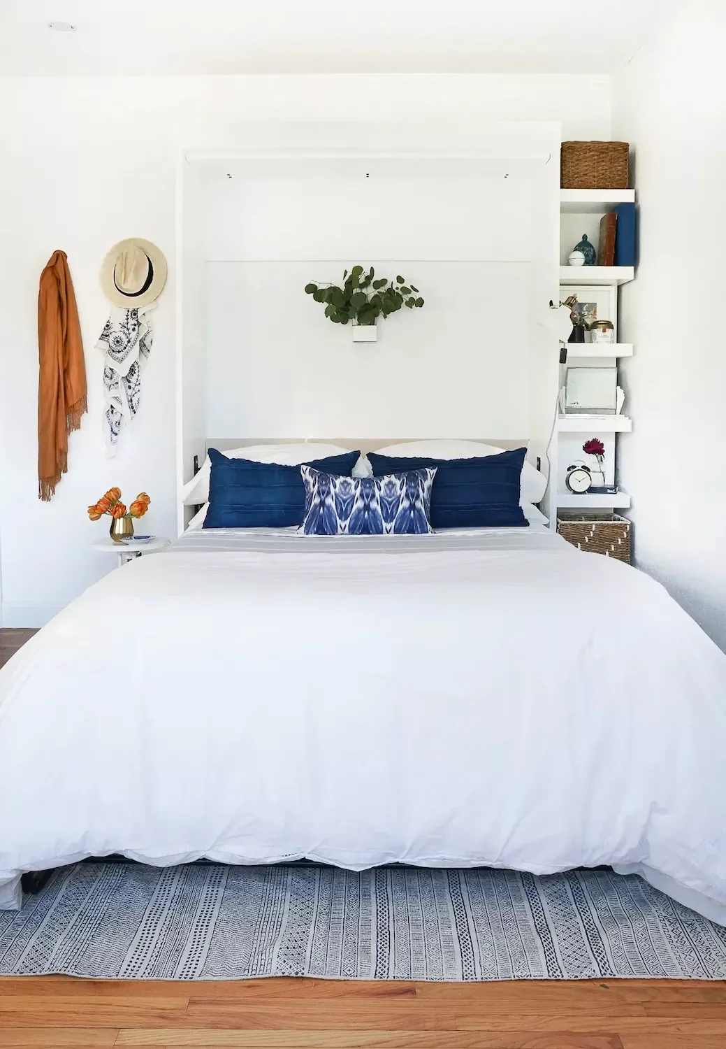 Murphy Bed Shelving