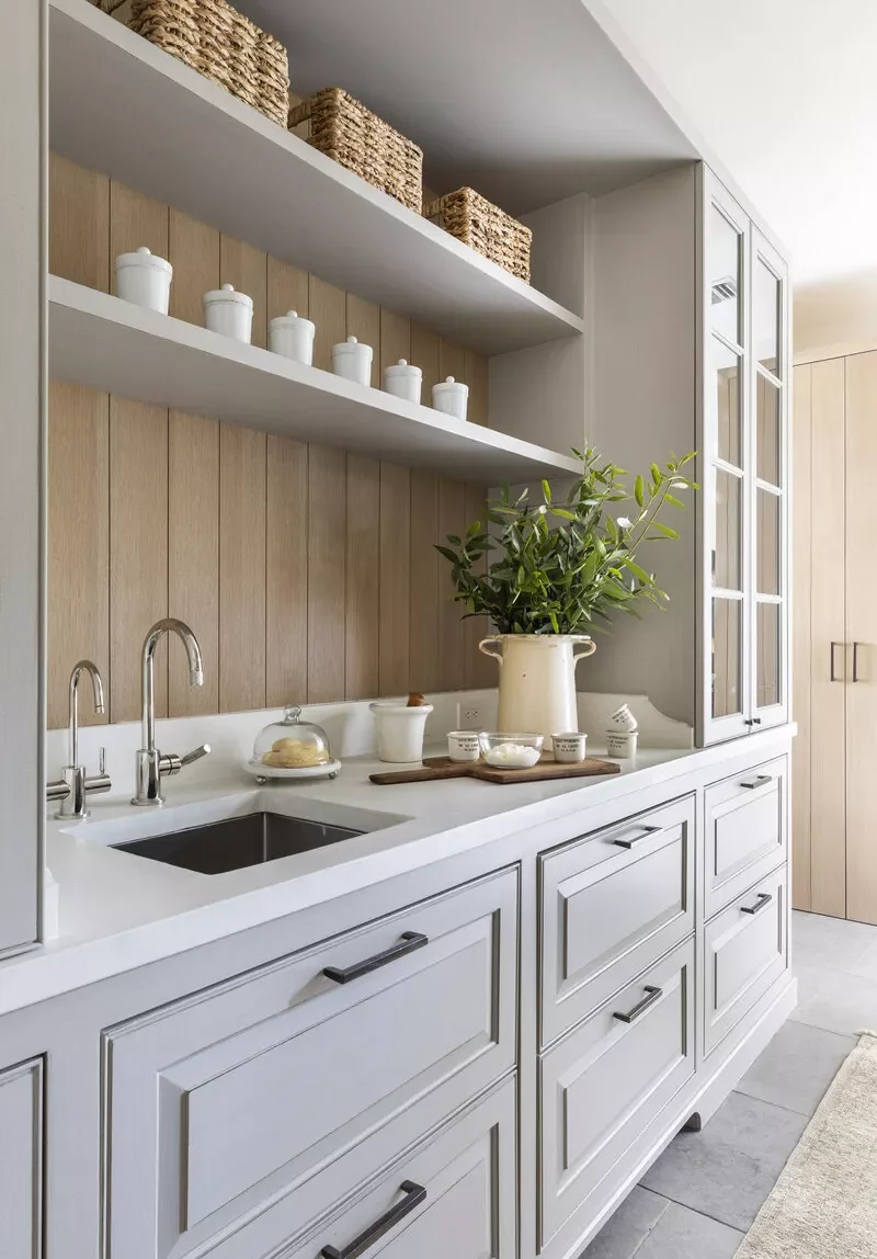 Natural Vertical Shiplap