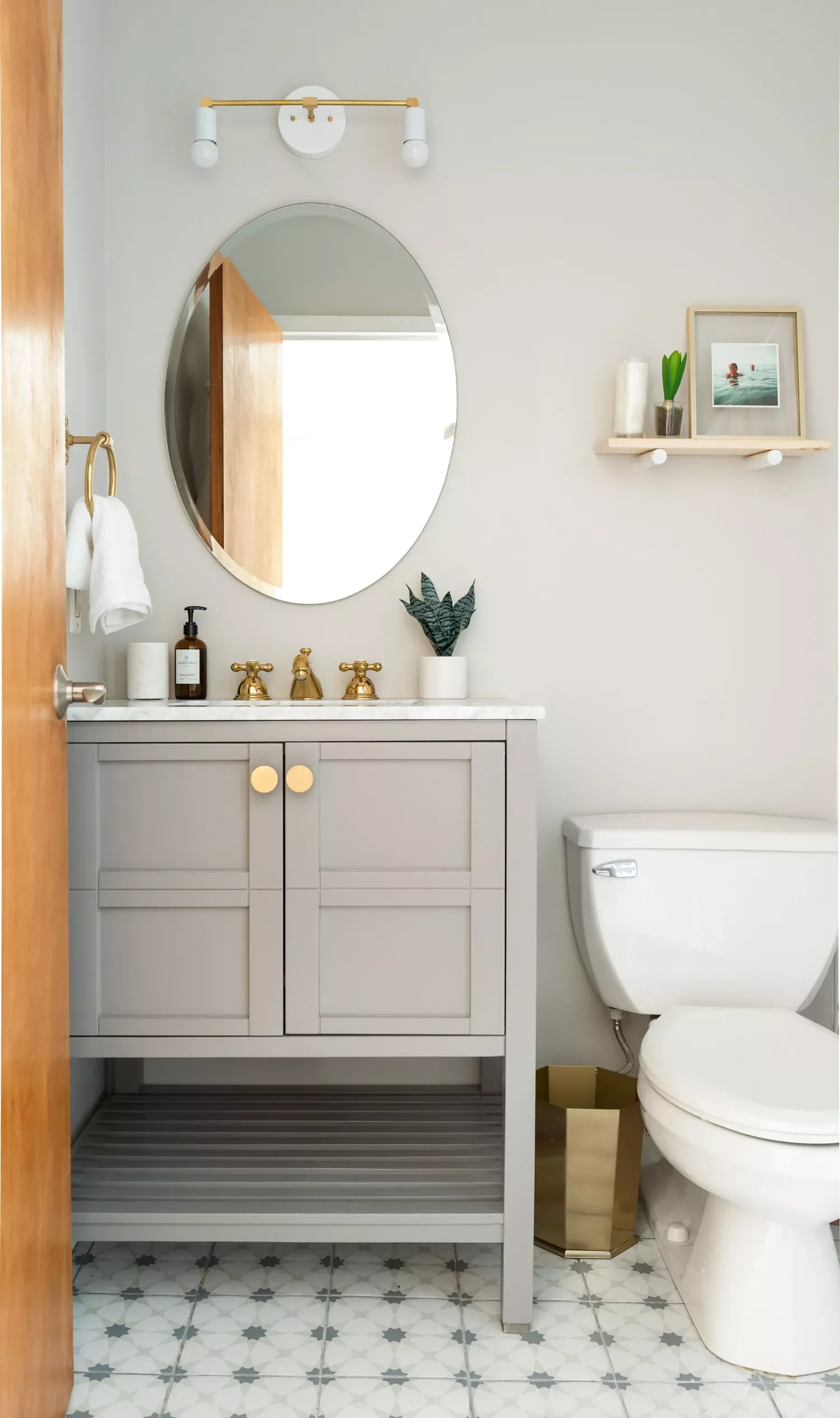Neutral Patterned Tile