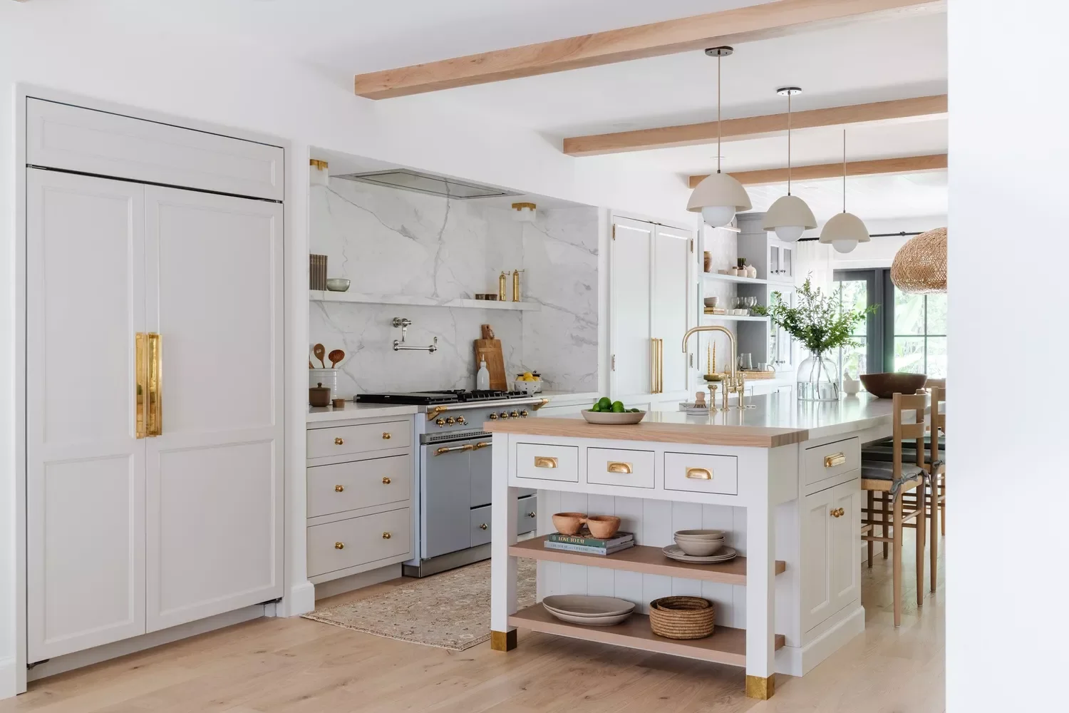 Open Shelving And Drawers