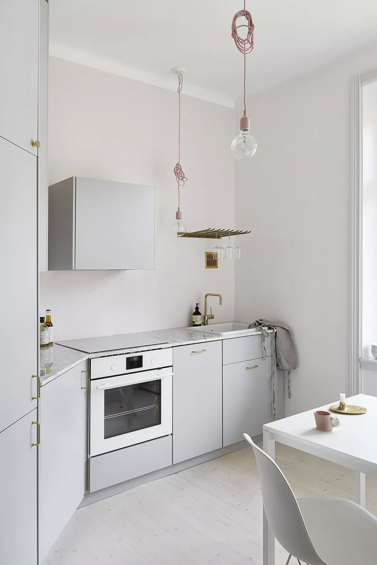 Pearl Gray + White + Pink