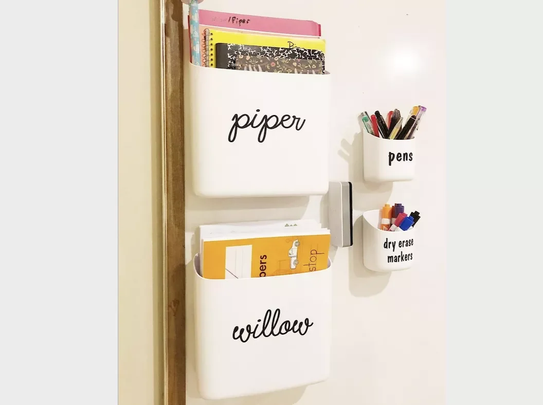 Personalized Folders & Baskets