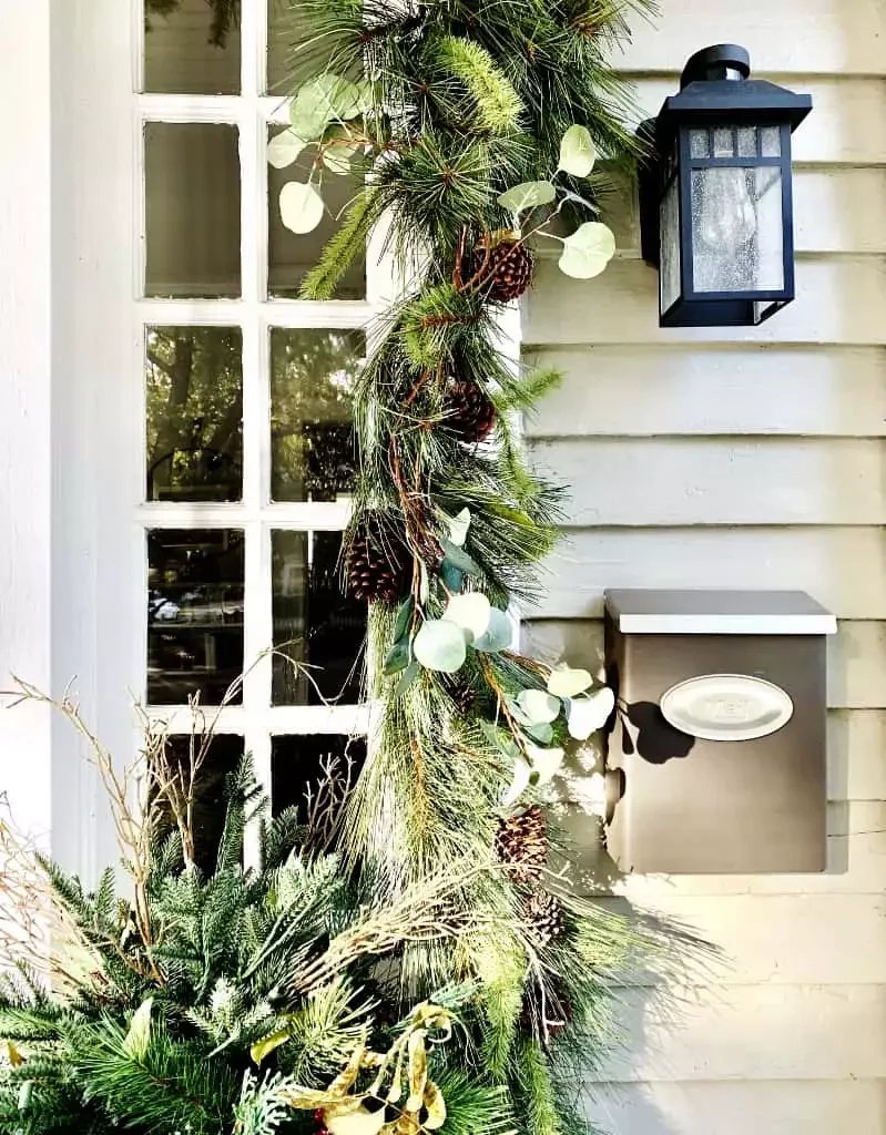 Pinecone Eucalyptus Garland